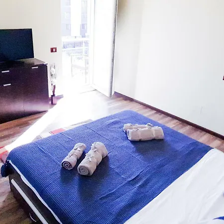 Apartment Yuki Mamaia